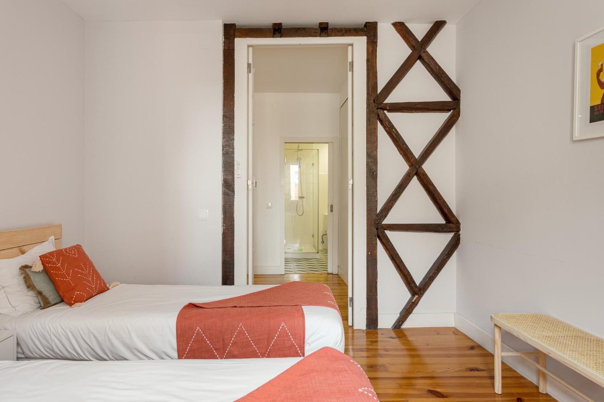 Appartement Joivy Inviting Flat Next To Carmo Convent à Lisboa Extérieur photo