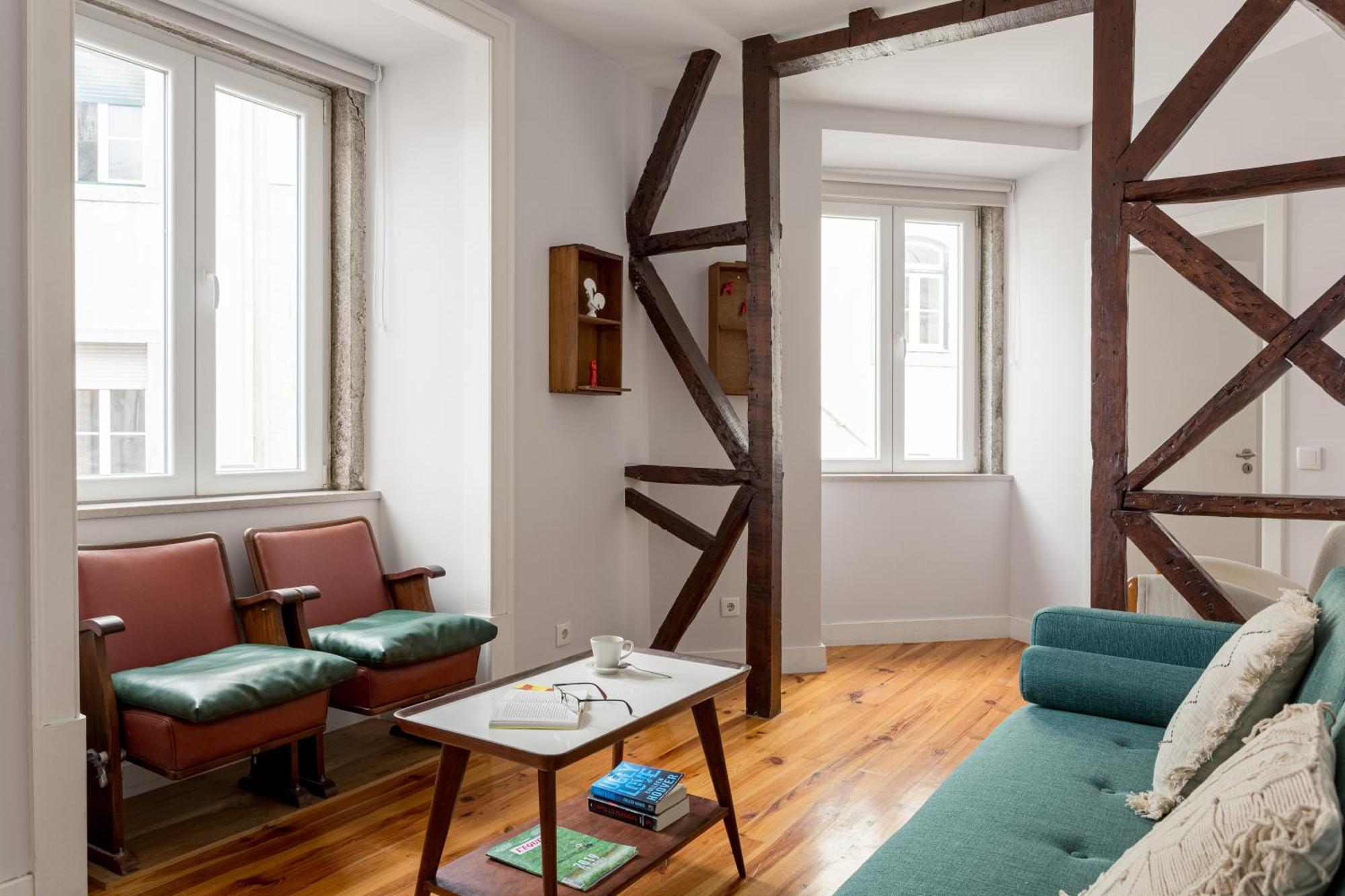 Appartement Joivy Inviting Flat Next To Carmo Convent à Lisboa Extérieur photo